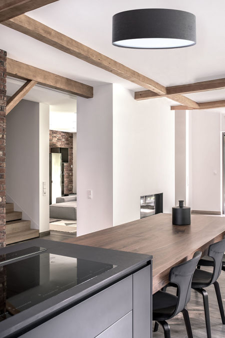 Grafitna stropna lampa, okrugla plafonjera s cilindričnim, velurnim abažurom